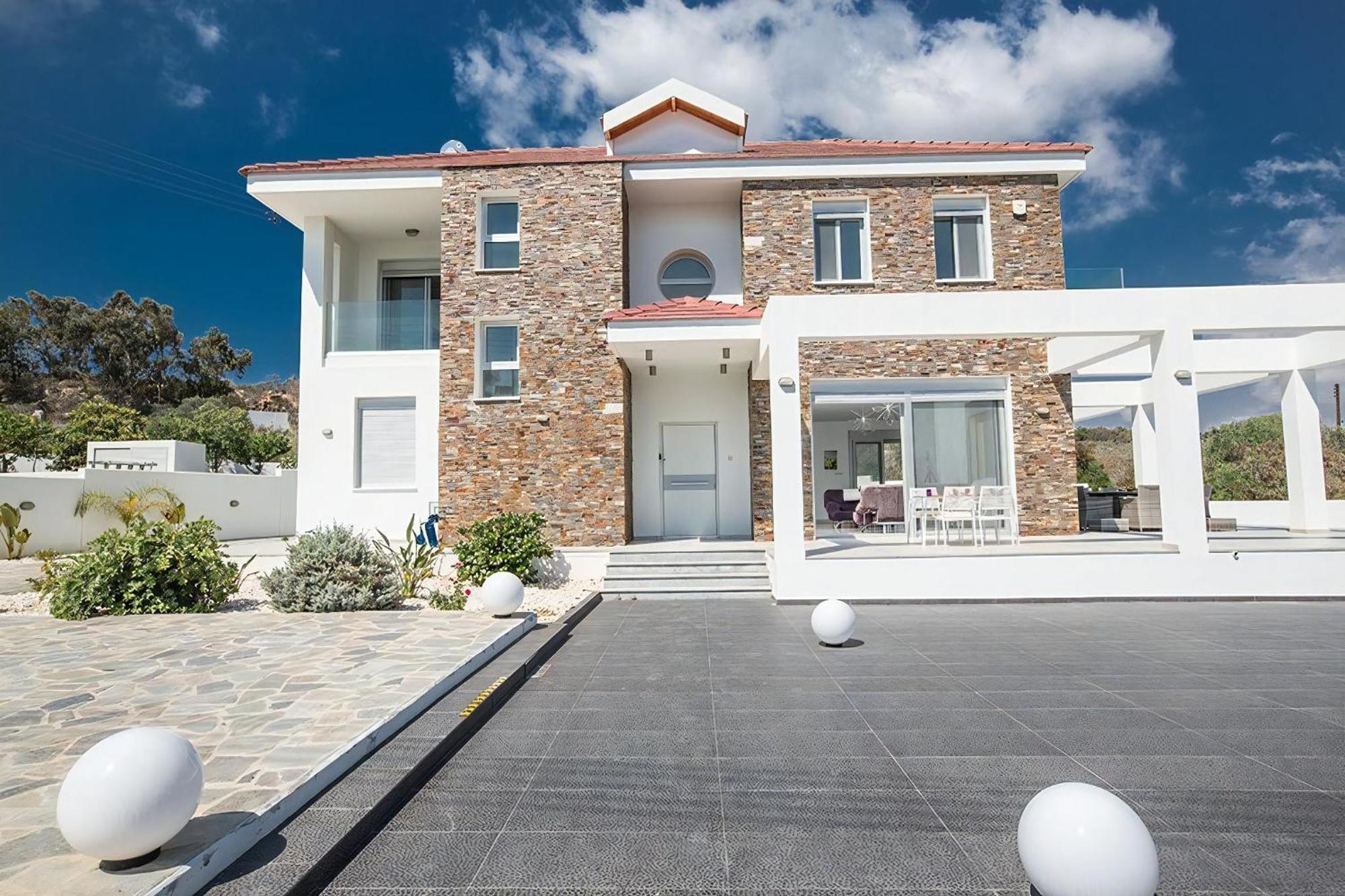 Villa Protara Chrysos - Beautiful 5 Bedroom Protaras Villa - Walking Distance to Fig Tree Bay Exterior foto